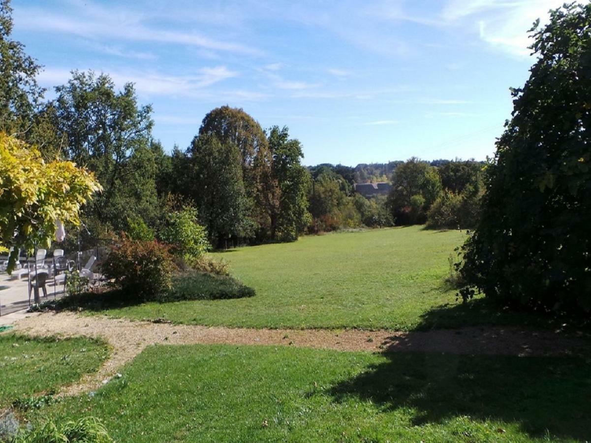 Les Coustilles Saint-Alvère Exterior foto